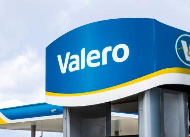 Kooilspetroleum Pump at a Partner Branded Station